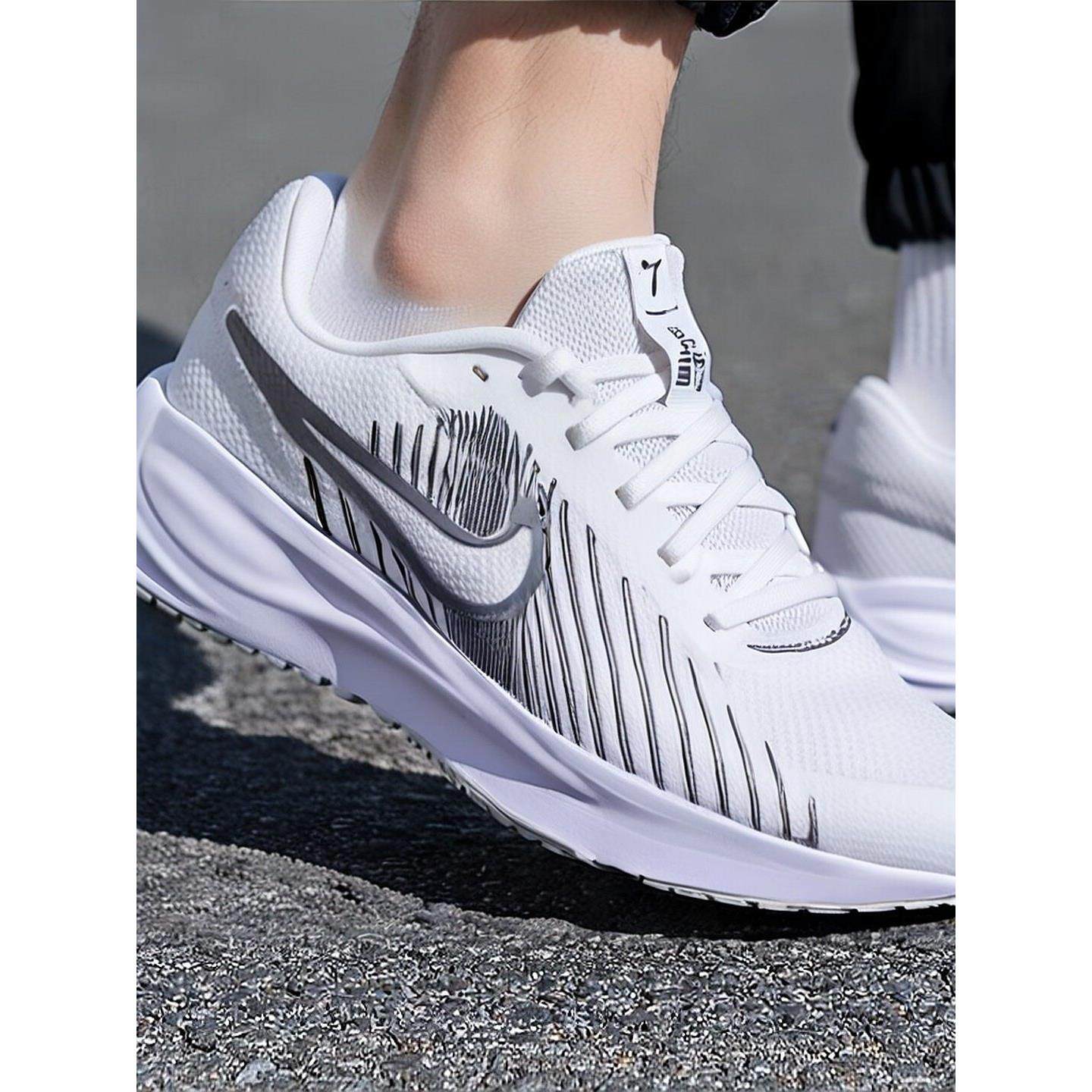 NIKE耐克男鞋跑鞋夏季运动休闲鞋正品低帮Run Defy小白鞋跑步鞋