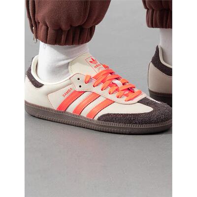 Adidas阿迪达斯三叶草女