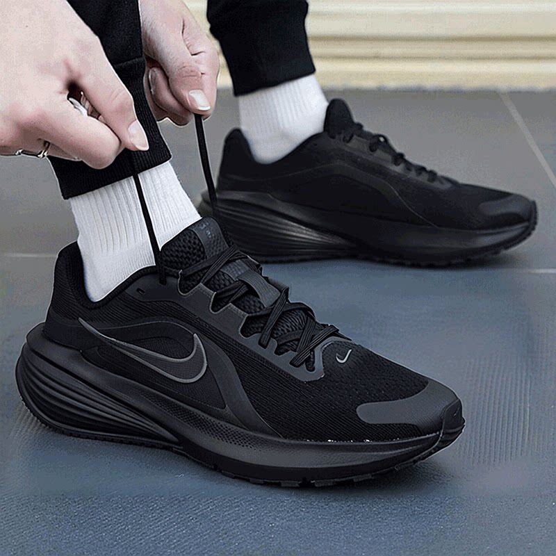 Nike耐克鞋子正品黑武士