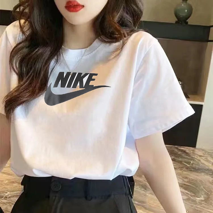 NIKE耐克女装短袖T恤2026