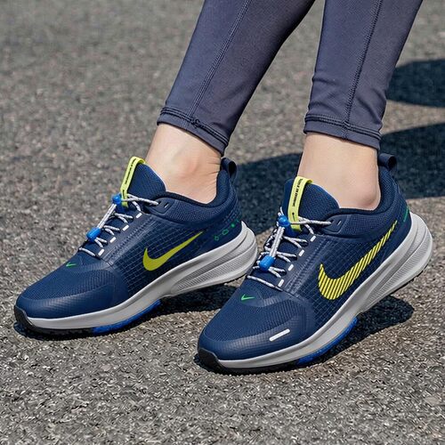 Nike耐克STAR RUNNER UTILITY防水运动鞋新款女鞋潮流蓝色跑步鞋