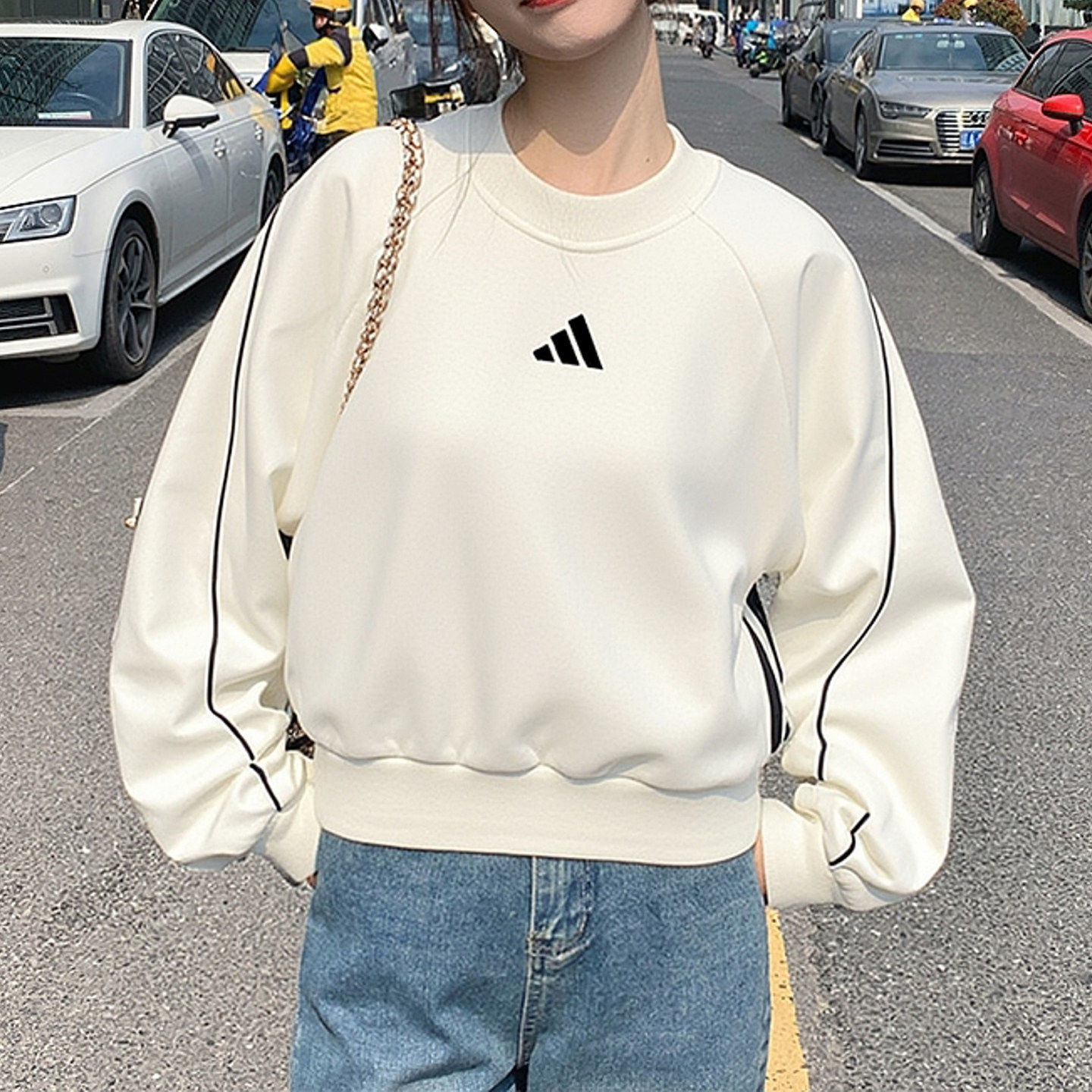 阿迪达斯卫衣女秋季新款