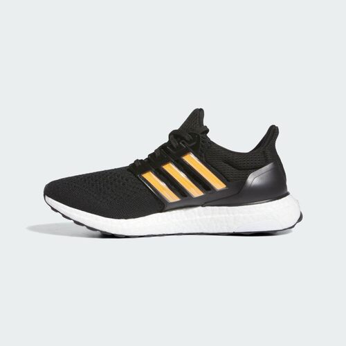adidas阿迪达斯男女鞋 ULTRABOOST时尚百搭跑步鞋ID0153