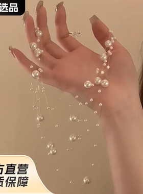 温柔白月光~ 多层珍珠项链女锁骨链新款爆款秋冬高级感毛衣链