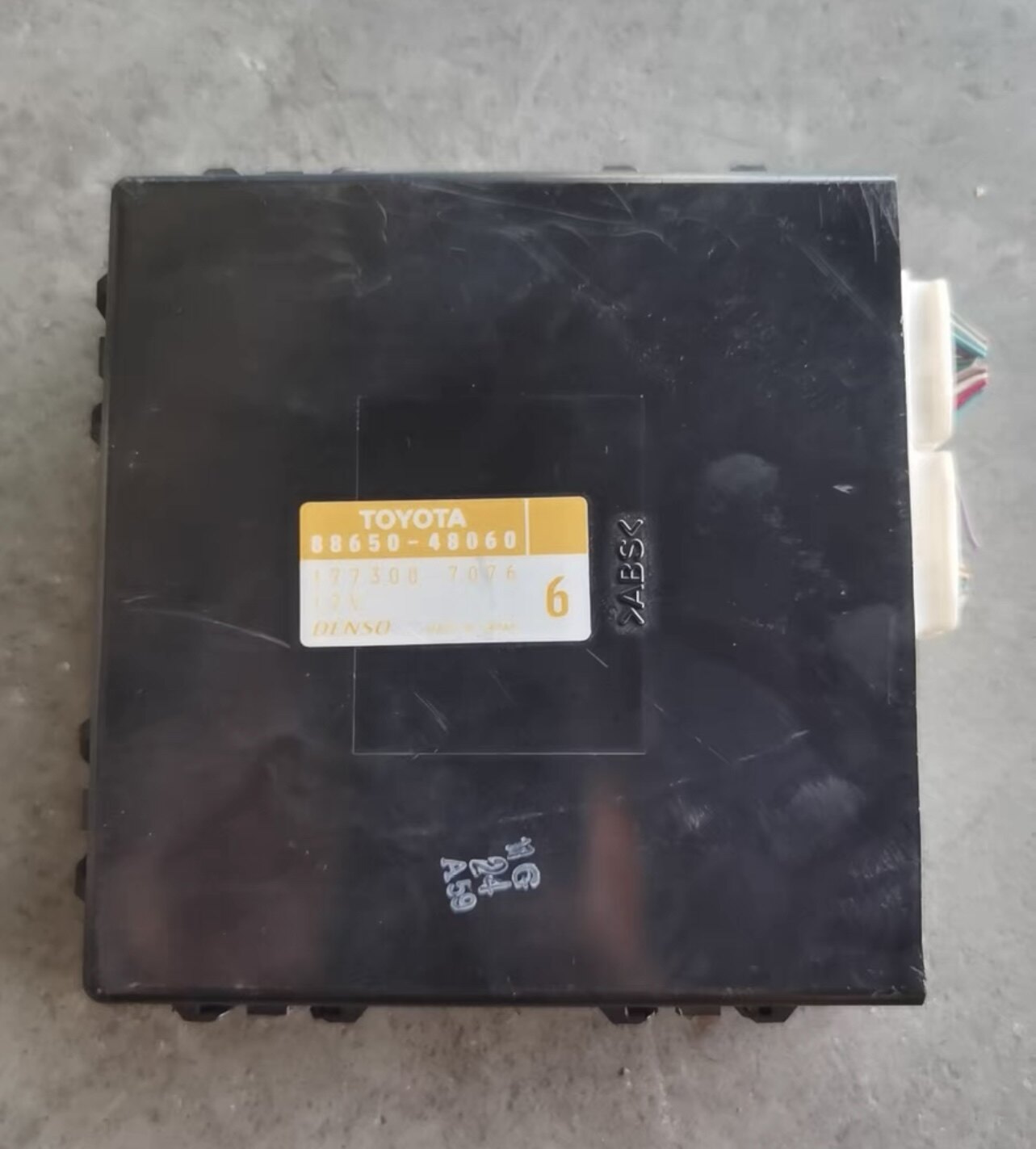 适用于06年雷克萨斯RX350