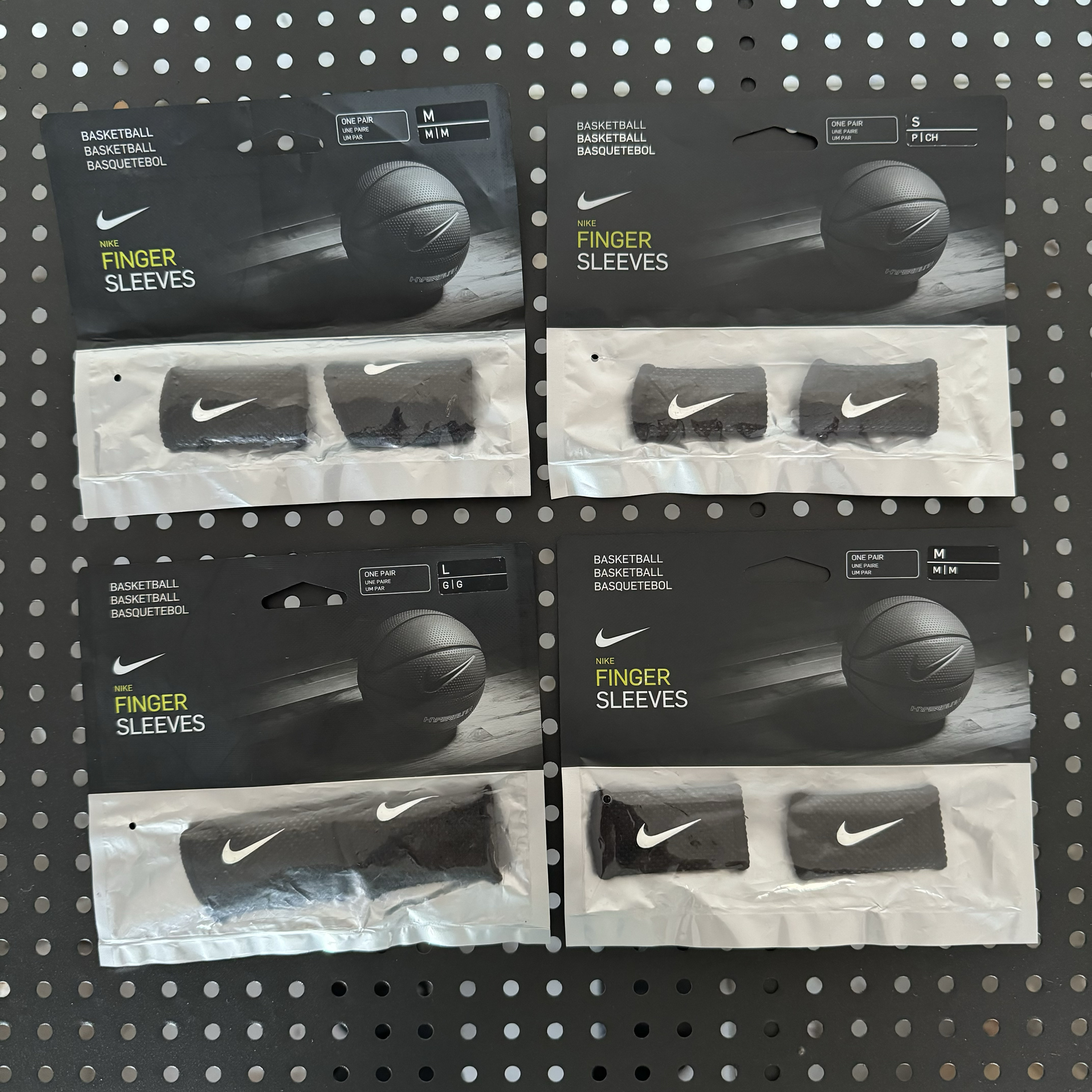 耐克NIKE男女护指篮球运动排球透气舒适关节健身护具AC4141-010