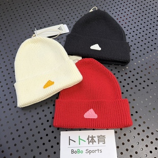 阿迪达斯Adidas 男女情侣运动秋冬保暖针织线帽新年红冷帽 JW1626