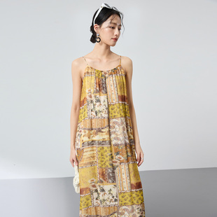 2026新款 度假简约气质民族风长裙 波西米亚风印花吊带连衣裙女无袖