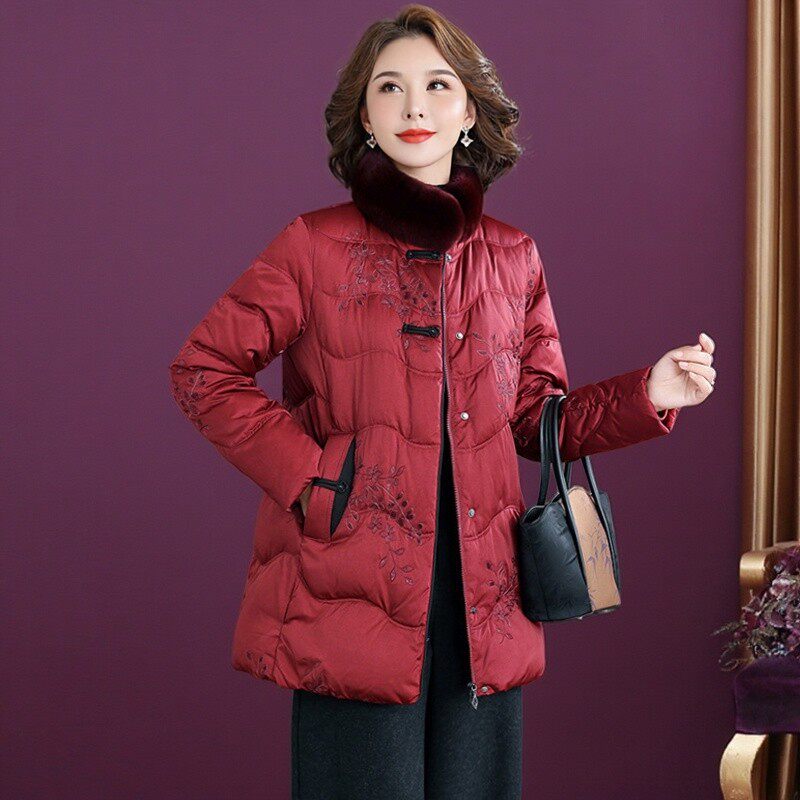 气质年轻妈妈女装冬季獭兔毛领外套中长款白鸭绒羽绒服2025年新款