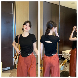 十三行KISS SISTER韩版夏季显瘦不规则开叉褶皱后背镂空短袖T恤女