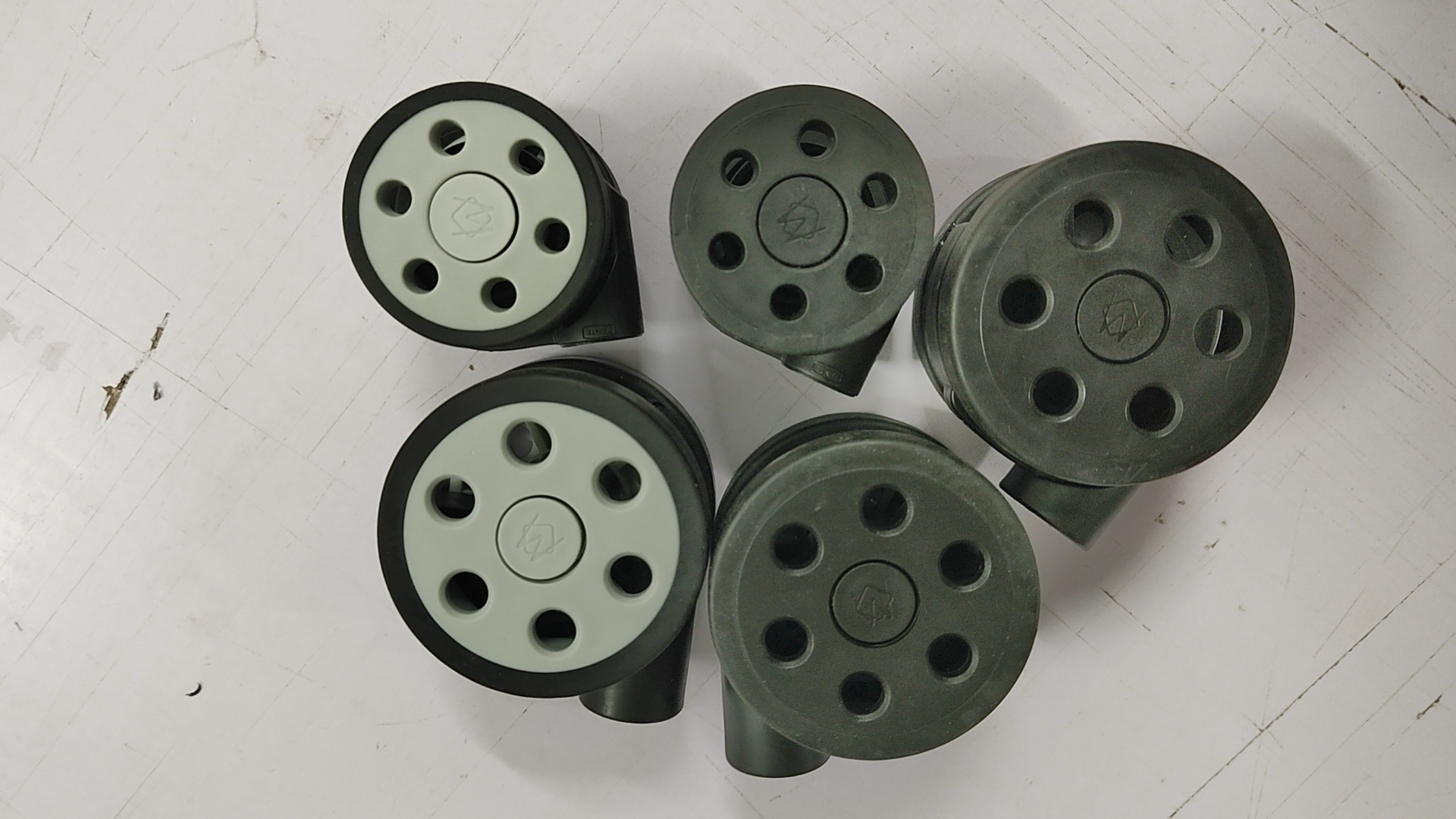 适用于日默瓦行李箱旅行箱配件轮子静音轮万向轮维修