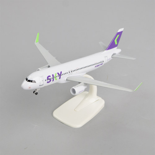 20cm智利天空航空合金A320仿真拼装客机模型飞机摆件礼物航模Sky