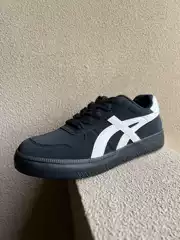 Men's Black Shoes, Color-Blocked Thick-Soled Sneakers, Breathable Velvet Shoes, Lightweight Sports Shoes, Moral Training Shoes, Trendy Shoes, Versatile Casual Shoes