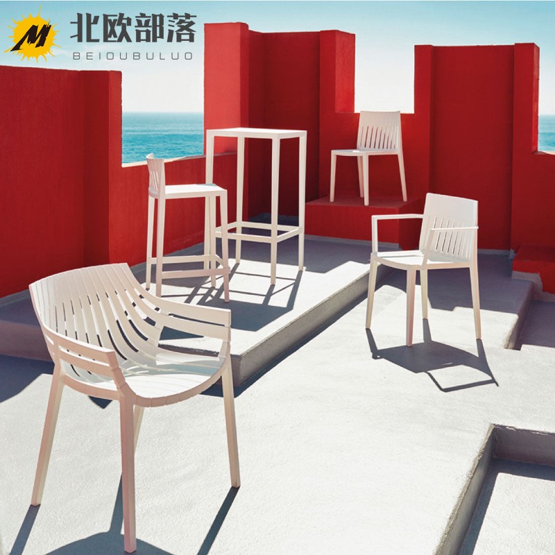 Outdoor leisure stackable plastic garden cafe dining chairs