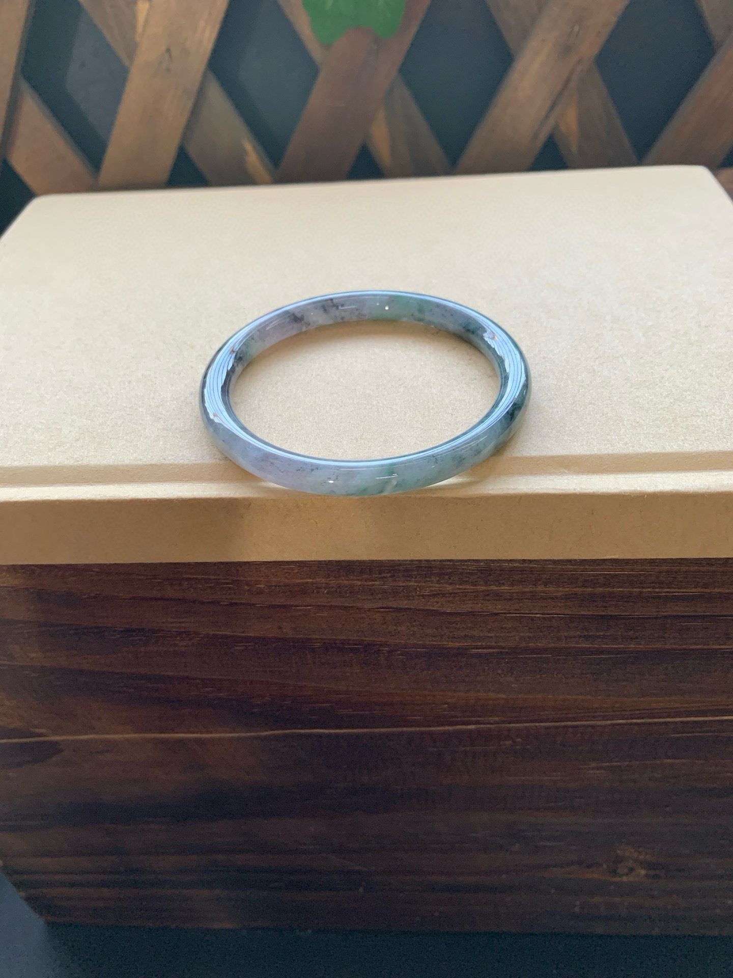 54圈口缅甸天然A货翡翠冰飘花正圈手镯肉质细腻冰透带证书