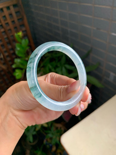 缅甸A货翡翠手镯50圈口冰种飘花圆条手镯种老肉细女款带证书