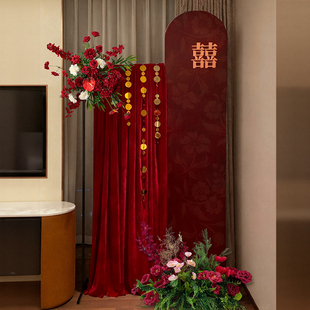 婚房女方布置卧室新中式 饰娘家拍照区全套简单大方 结婚酒店客厅装