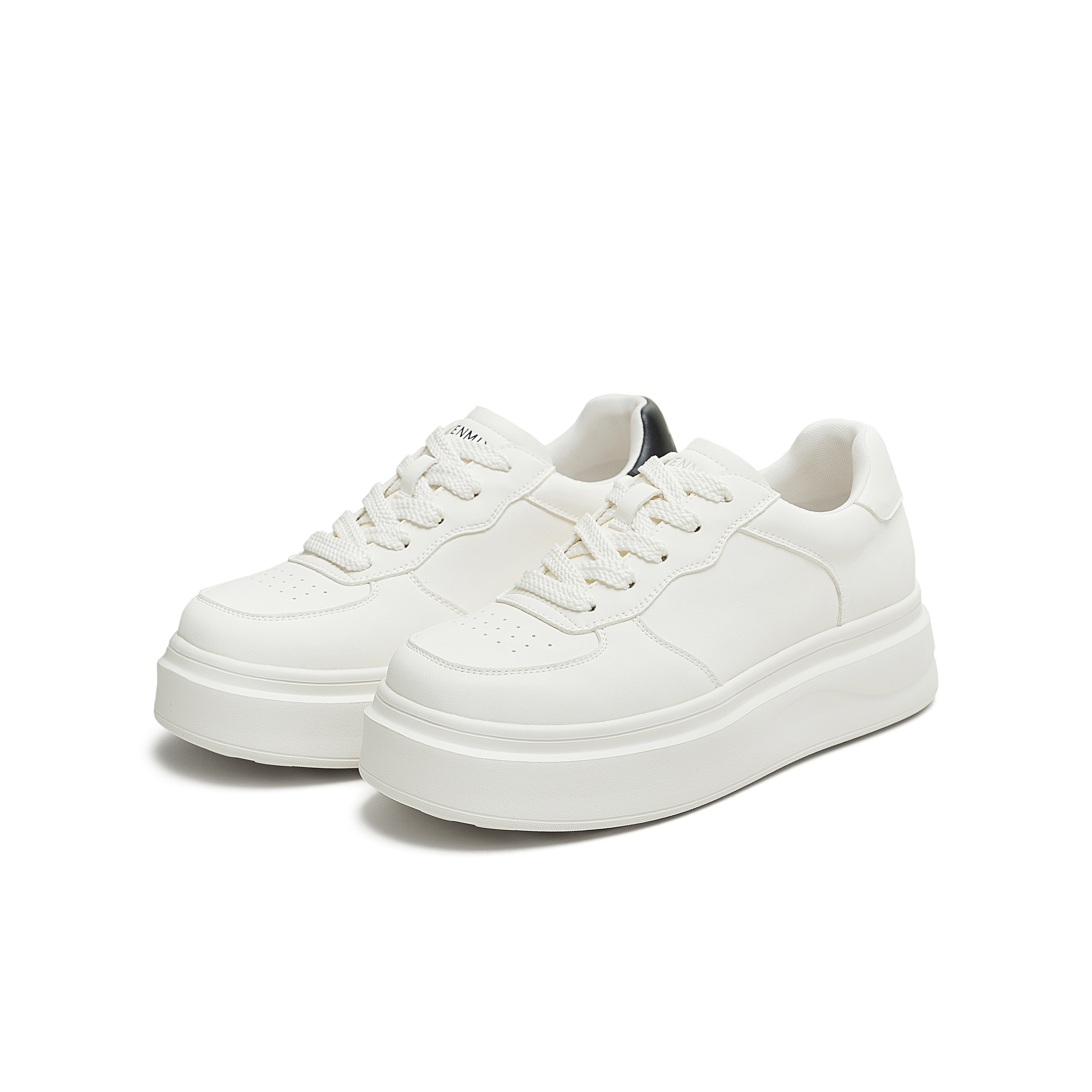 天美意百搭厚底小白鞋运动板鞋女系带休闲鞋2025秋季新款KB085CM5