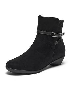 Bata时装靴女2024秋商场新款粗跟百搭羊皮通勤软底短筒靴AIK45CD4