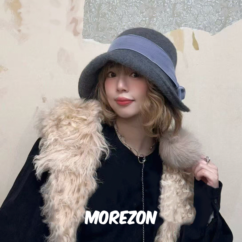 MOREZON【CIRQUTURE comfy blanket】日本25秋冬双毛球缎带渔夫帽