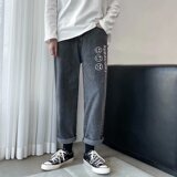 灰色