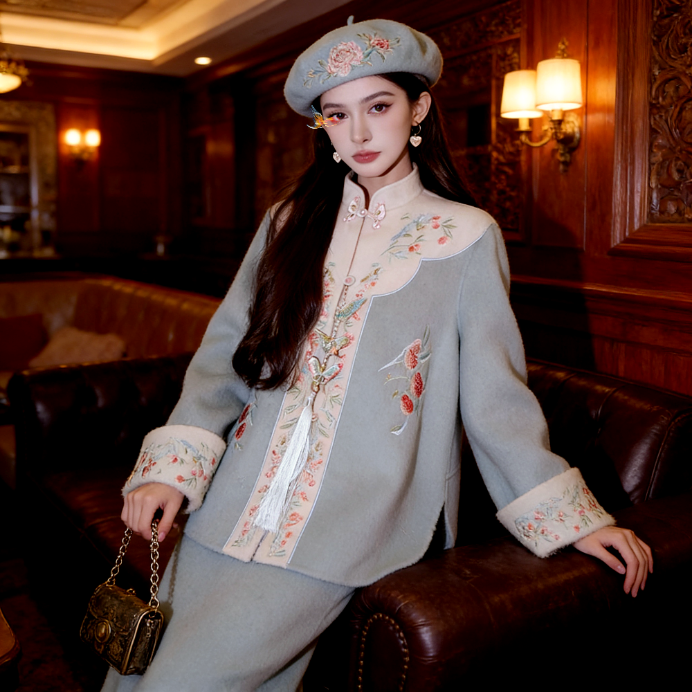 新中式国风刺绣绵羊毛双面呢大衣