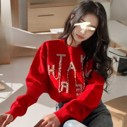 地球店重工钉珠新年红色洋气喜庆短款毛衣女秋冬小个子收腰针织衫