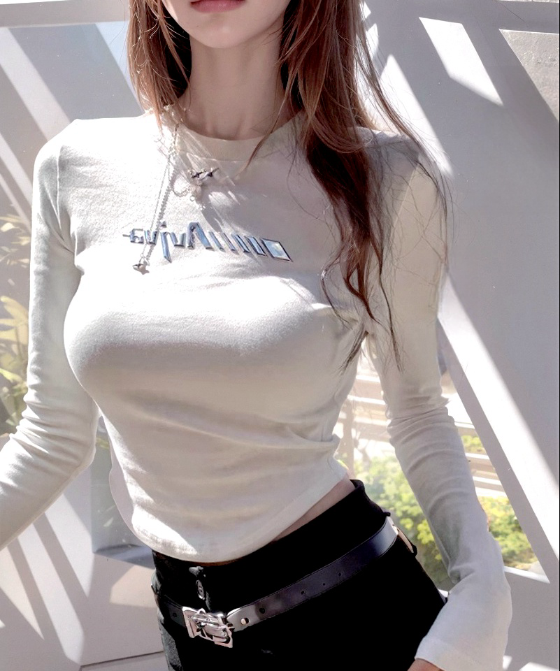 地球店白色字母t恤上衣女春显瘦甜辣修身短款长袖打底衫内搭外穿