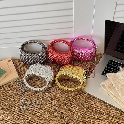 简约时尚精致女包落伍