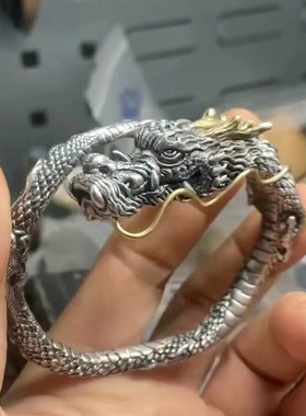 仙界原创手工纯银龙形龙鳞手镯男复古泰银霸气潮手环龙生肖骨