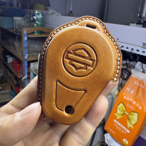 适用哈雷CVO钥匙套滑翔遥控钥匙壳折叠钥匙包手工牛皮复古改装件