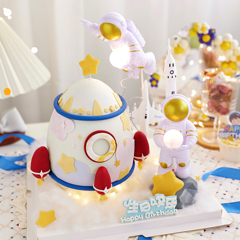 网红蛋糕装饰摆件宇航员火箭