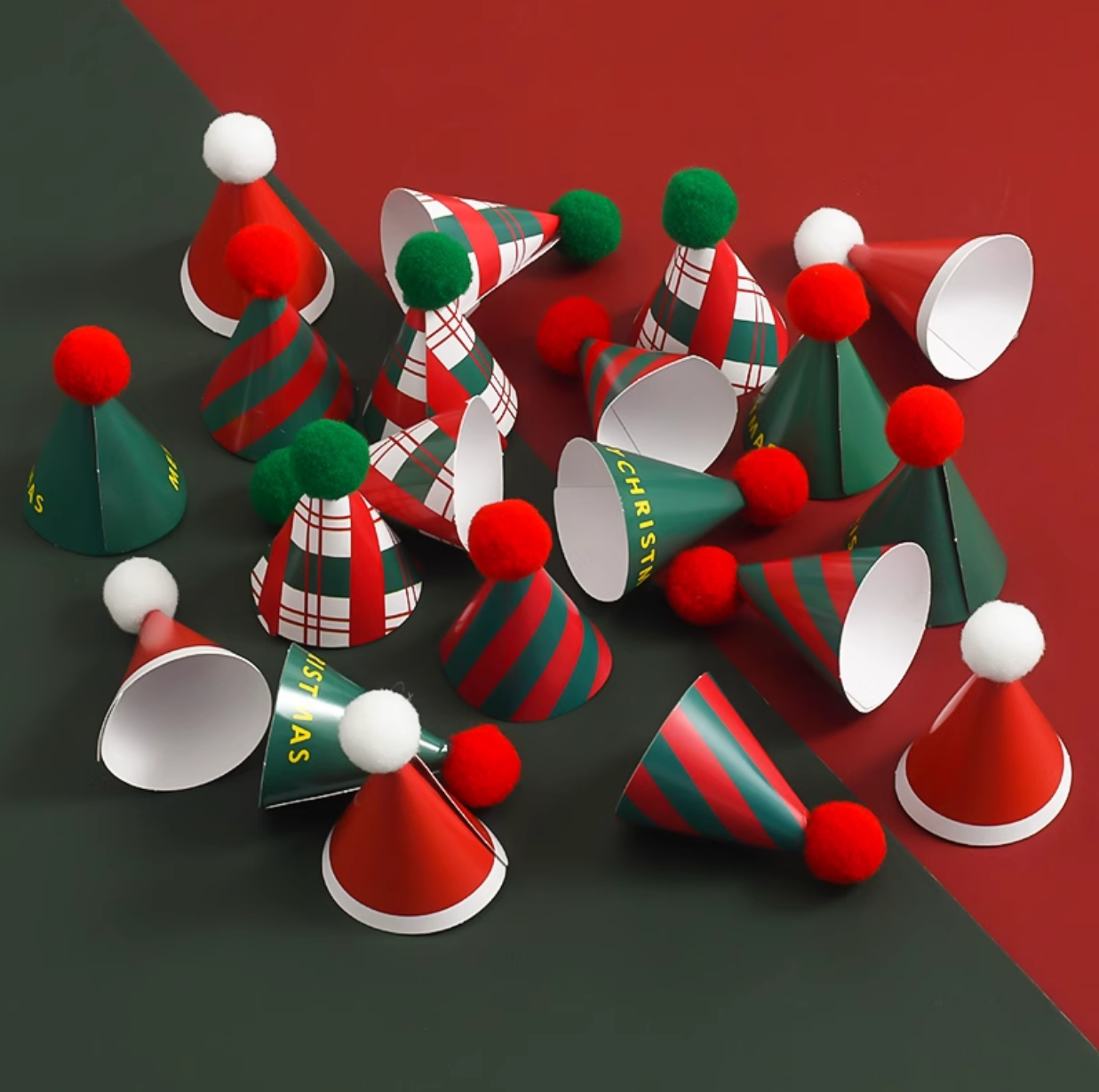 网红圣诞节装饰小帽子蝴蝶结红绿迷你生日帽纸杯甜品摆件生日蛋糕