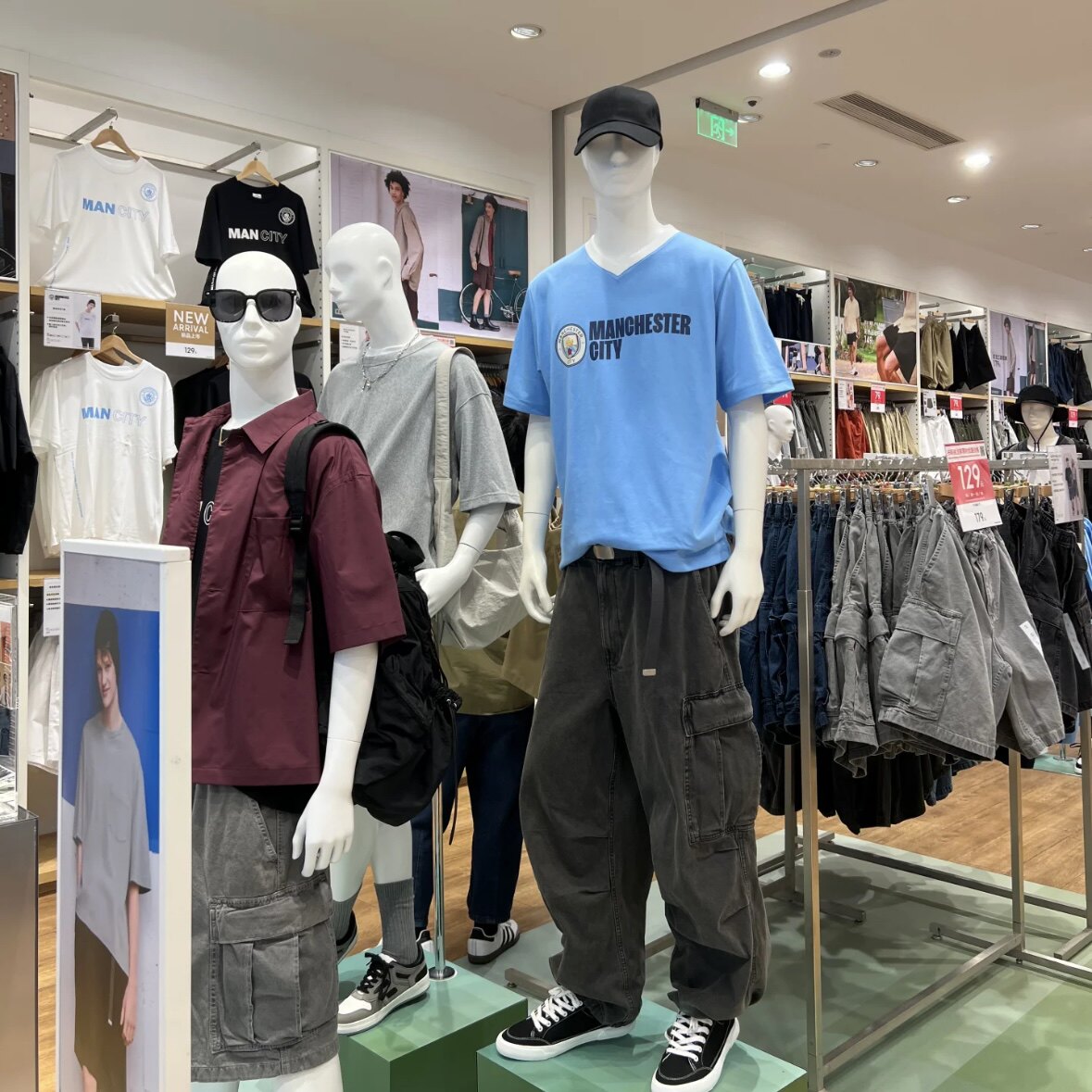 GU极优女装开领T恤短袖 MAN CITY曼彻斯特城足球俱乐部联名352494