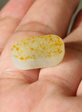 洒金皮男女款戒面新疆和田玉籽料