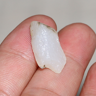 正宗新疆和田玉金胡杨戈壁料一级白油润羊脂玉原石小挂件优质推荐