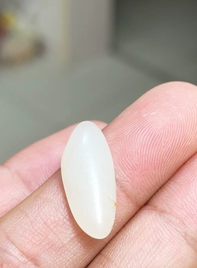 原石玉石手链和田玉籽料白玉