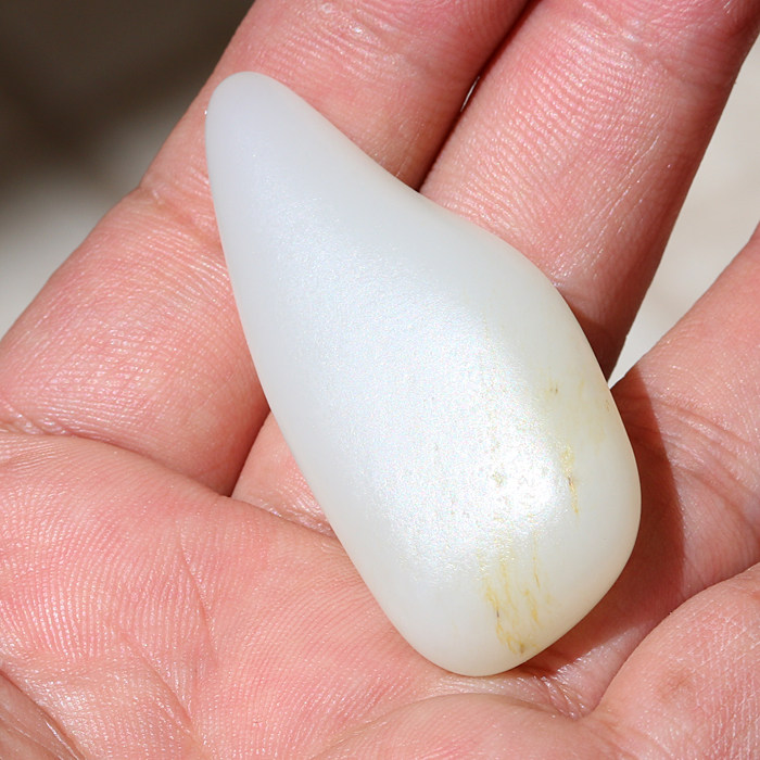 正宗新疆和田玉籽料珍品洒金皮油润细腻原籽羊脂玉玉龙河原石挂件