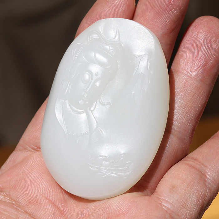 正宗新疆和田玉籽料一级白原石苏工洒金皮羊脂玉苏工挂件男士观音