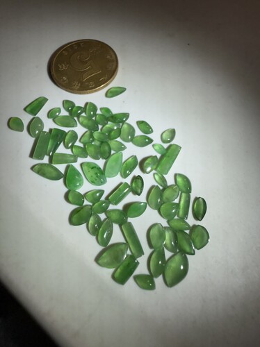 冰阳绿蛋面料65颗天然缅甸翡翠A货保真保A假一罚三