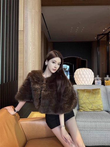 GGQSDZ*京圈富美*淑女风披肩仿真毛毛环保皮草外套斗篷短款开衫女