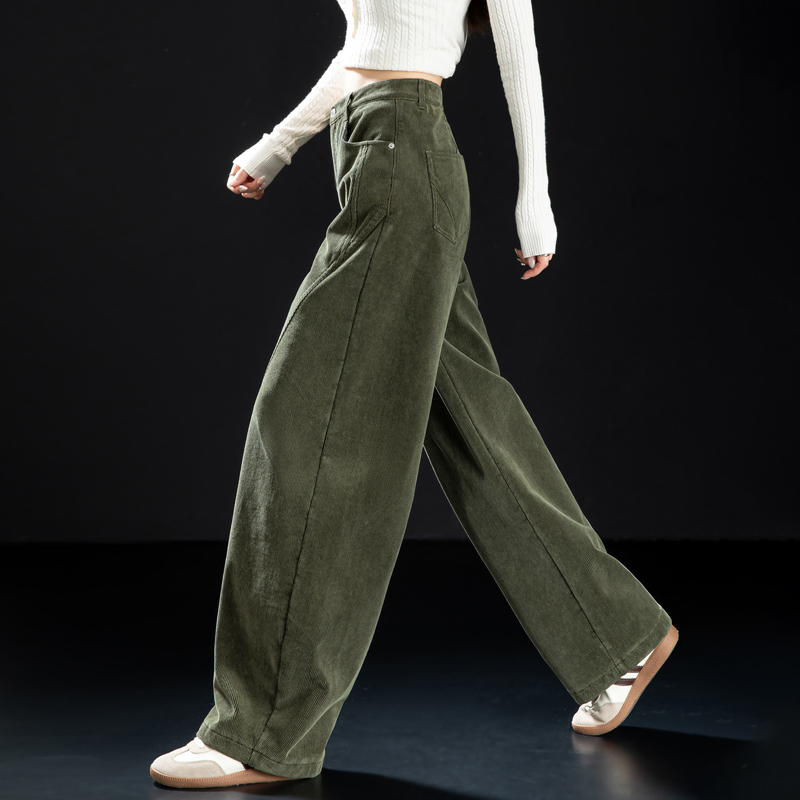 军绿色加绒灯芯绒女裤弯刀休闲裤