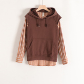 品牌折扣 新款 言 设计感潮搭减龄拼接撞色连帽宽松卫衣女26春装