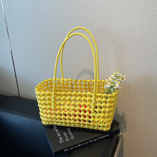 韩国设计师款镂空编织包度假菜篮子包沙滩购物腋下单肩背包女包