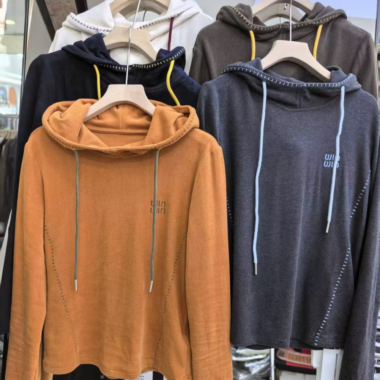 刺绣连帽抽绳抓绒T恤女冬季新款宽松显瘦百搭休闲打底衫霞0.37