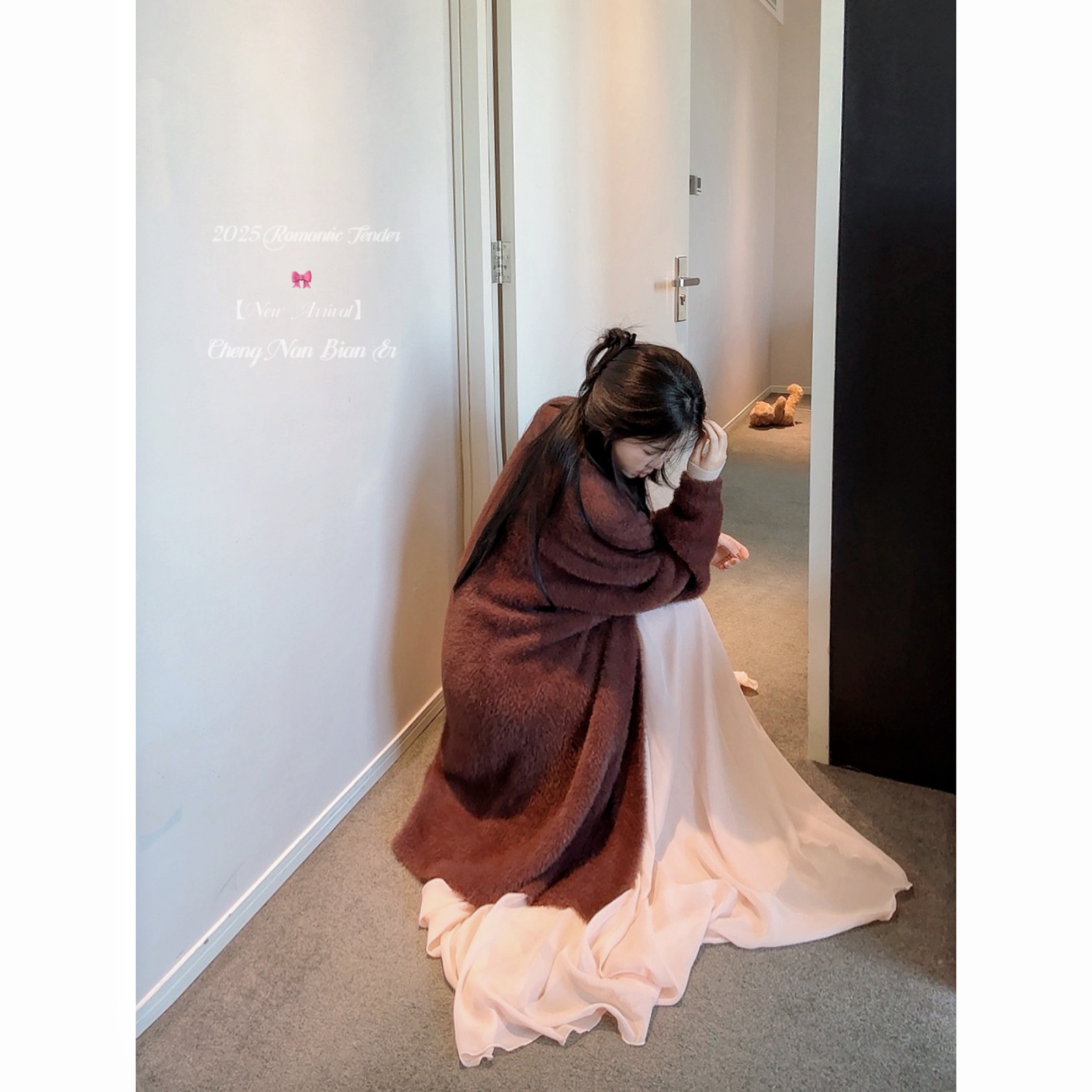 板栗色水貂中长外套环保大毛衣