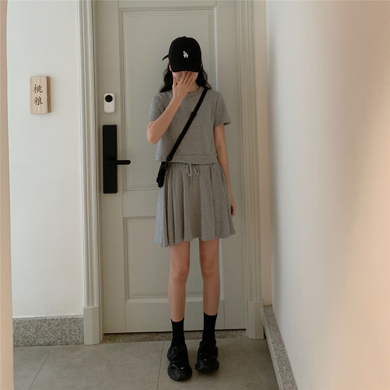 實拍小個子洋氣小眾兩件套裝夏季短袖裙子套裝