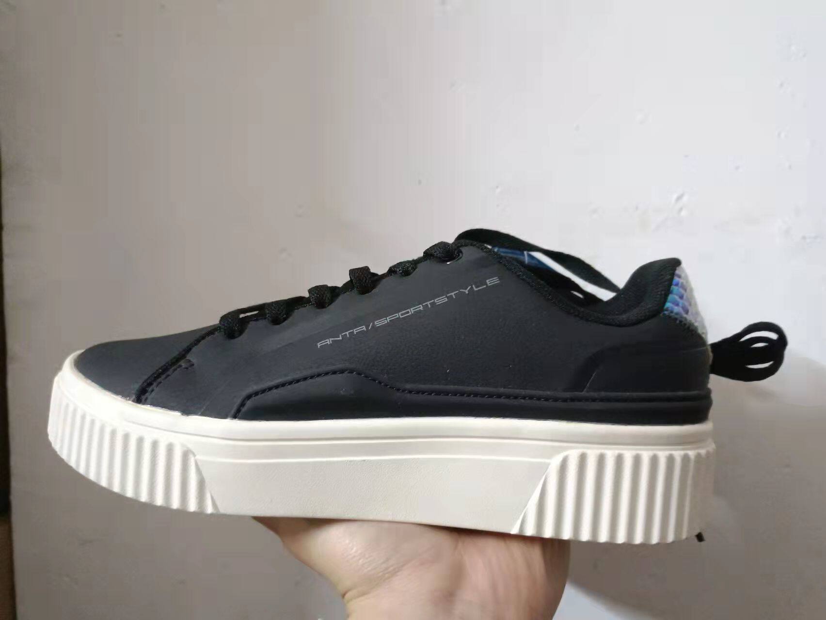 安踏女鞋2019秋冬新款ins潮流时尚厚度板鞋休闲鞋运动鞋12948081