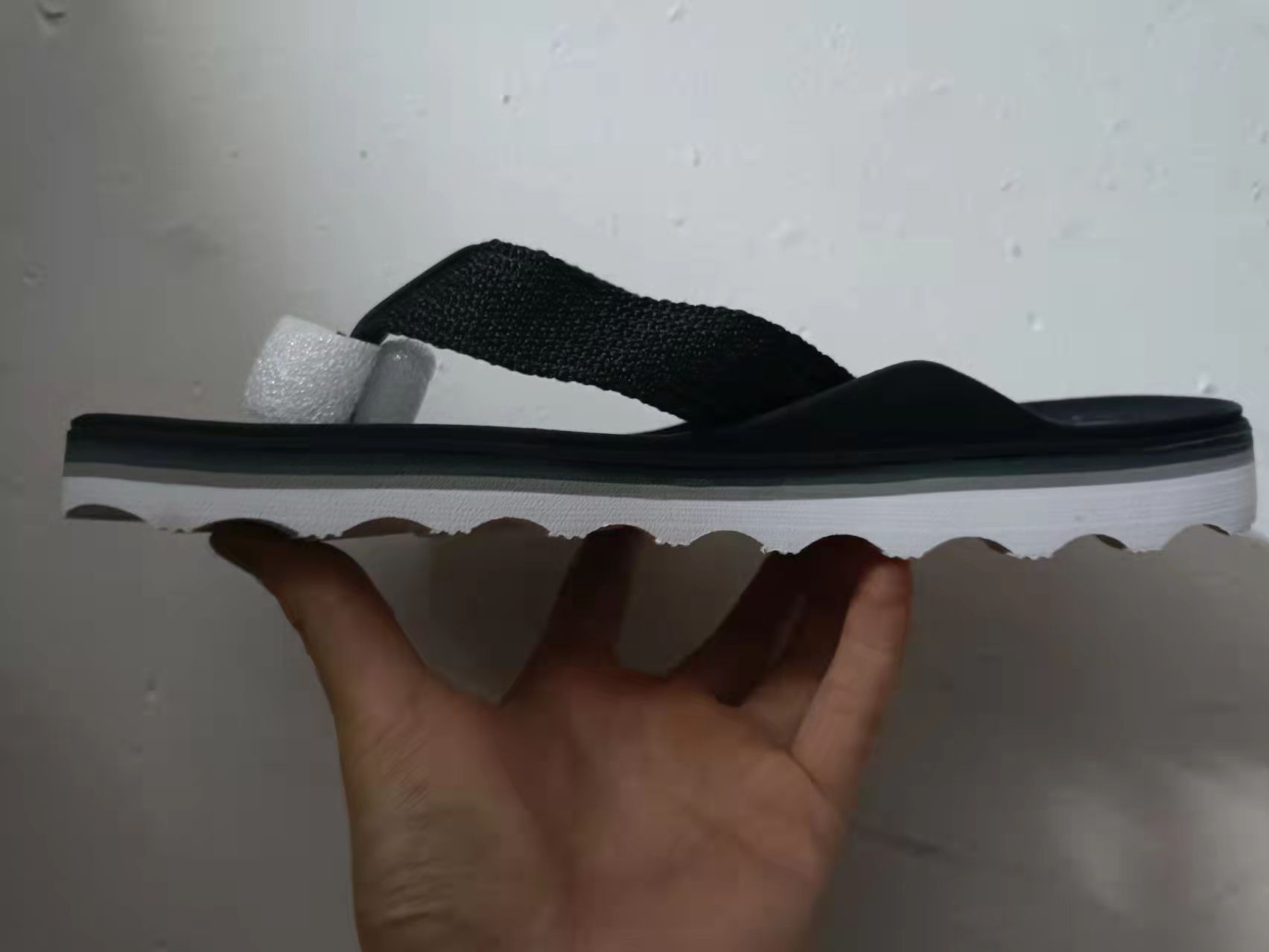 安踏凉鞋人字拖测试推荐