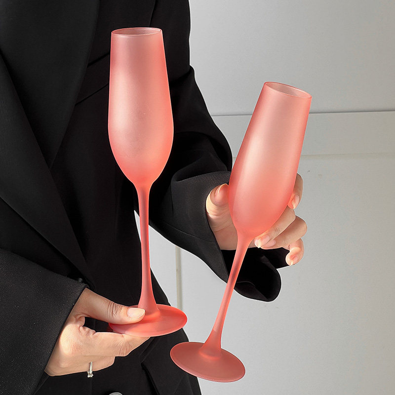 小众法式磨砂粉色直筒高脚玻璃杯高颜值香槟杯红酒杯创意鸡尾酒杯